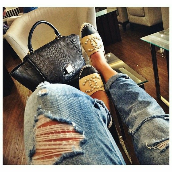 🌹💄💗Meet your Posher, Vanessa - Picture 5 of 6